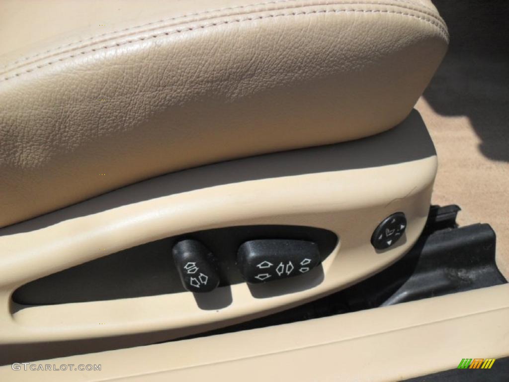 2004 3 Series 330i Convertible - Jet Black / Sand photo #20