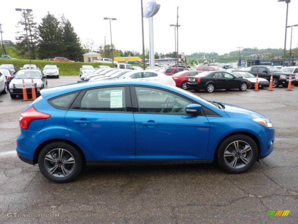 Blue Candy Metallic 2012 Ford Focus SE Sport 5-Door Exterior Photo #49065272