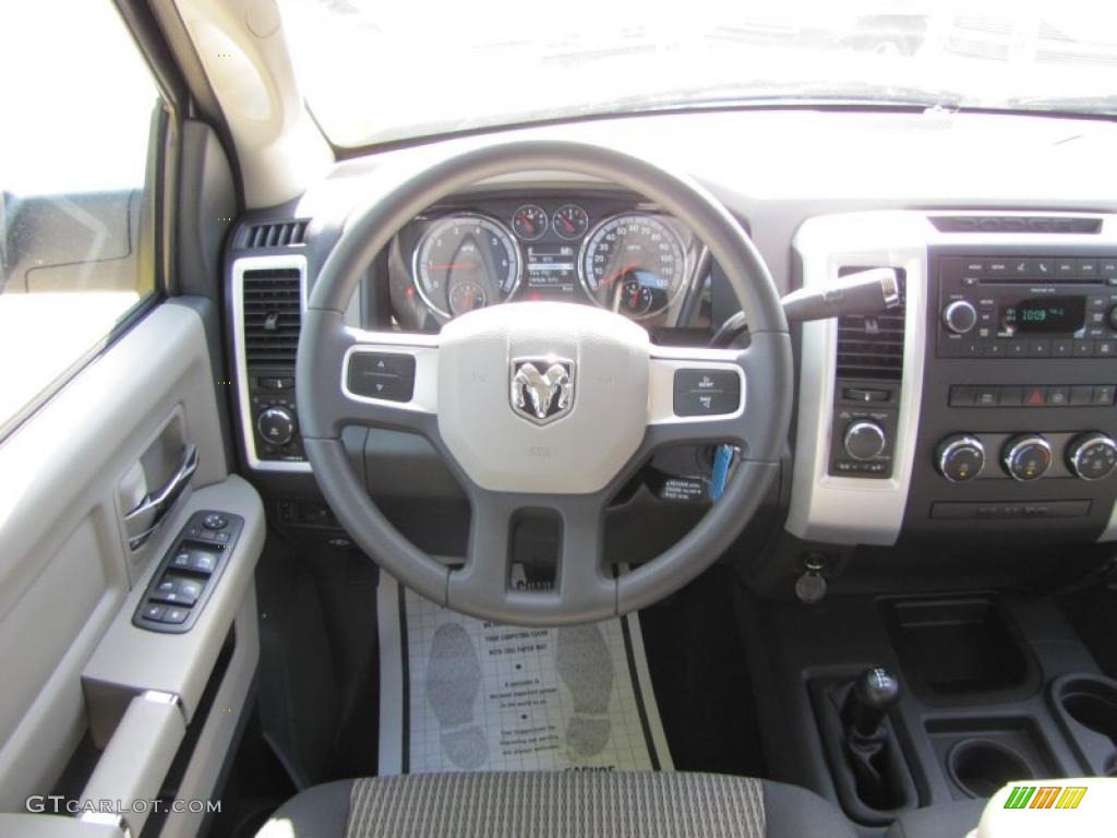 2011 Ram 2500 HD Power Wagon Crew Cab 4x4 - Bright Silver Metallic / Dark Slate/Medium Graystone photo #11