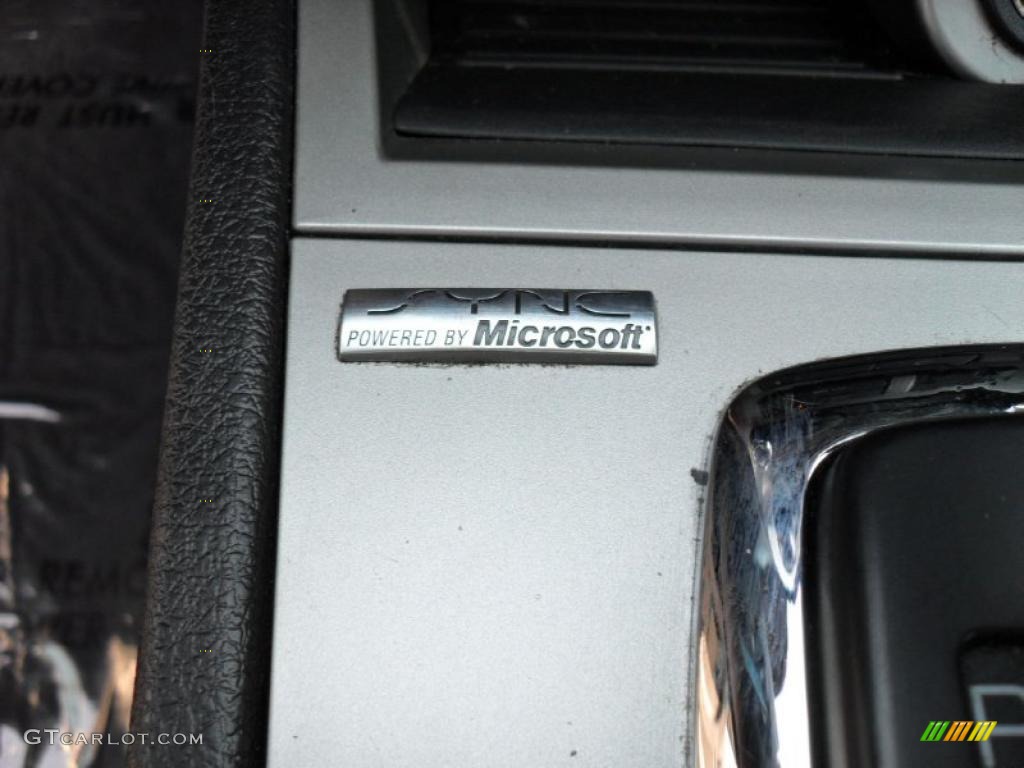 2010 Fusion SEL V6 - Tuxedo Black Metallic / Charcoal Black photo #11