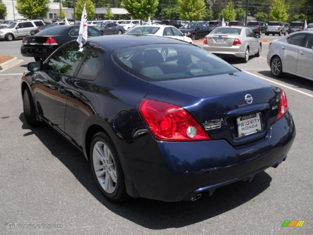 2010 Altima 2.5 S Coupe - Navy Blue / Charcoal photo #2