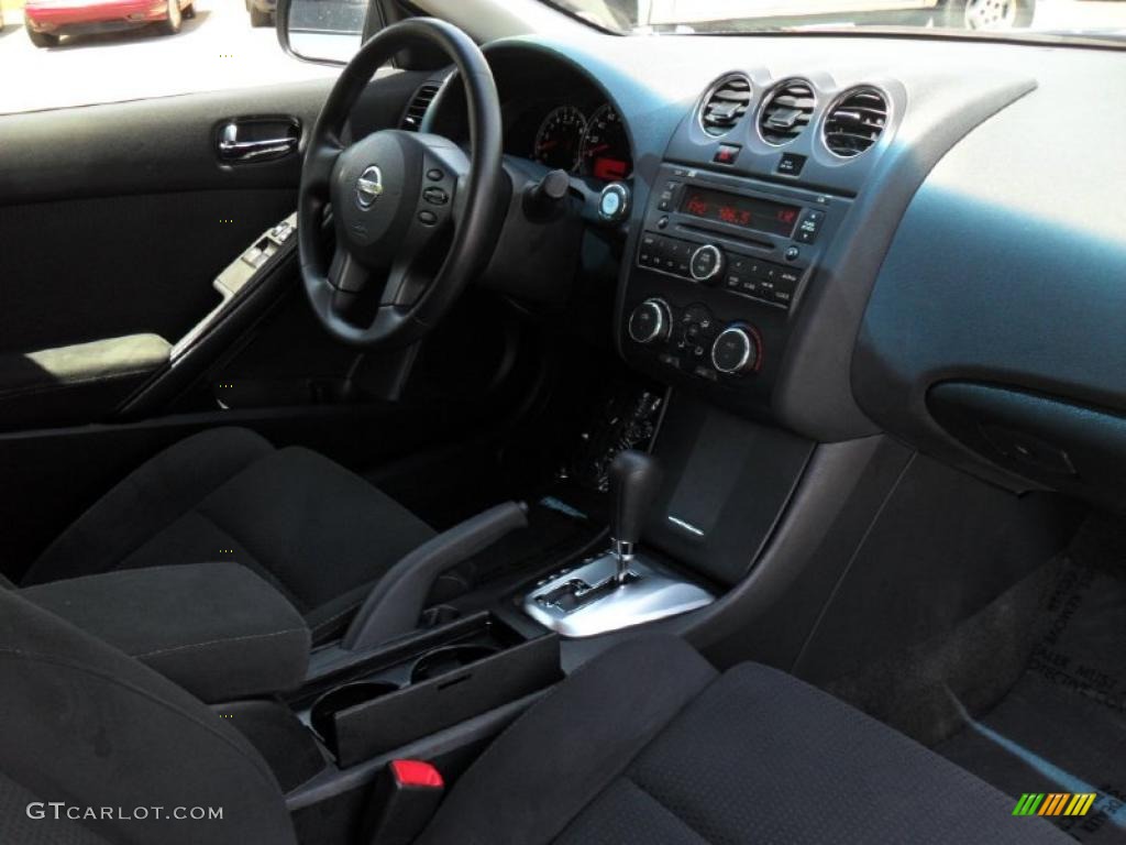 2010 Altima 2.5 S Coupe - Navy Blue / Charcoal photo #17