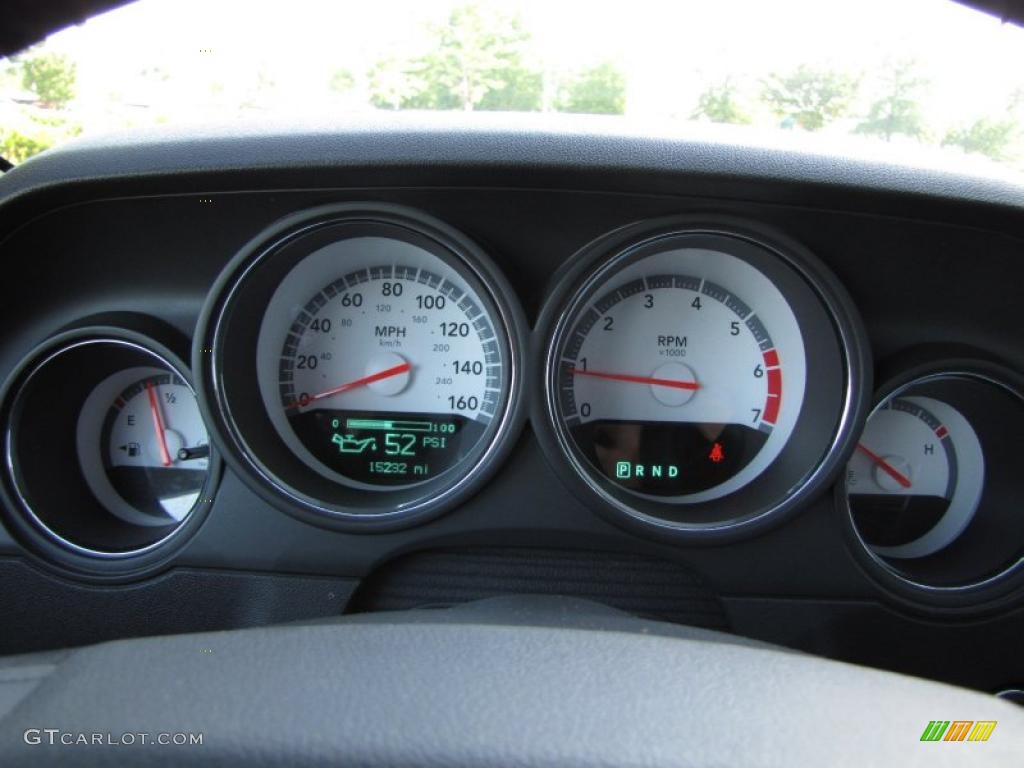 2009 Dodge Challenger R/T Gauges Photo #49069400