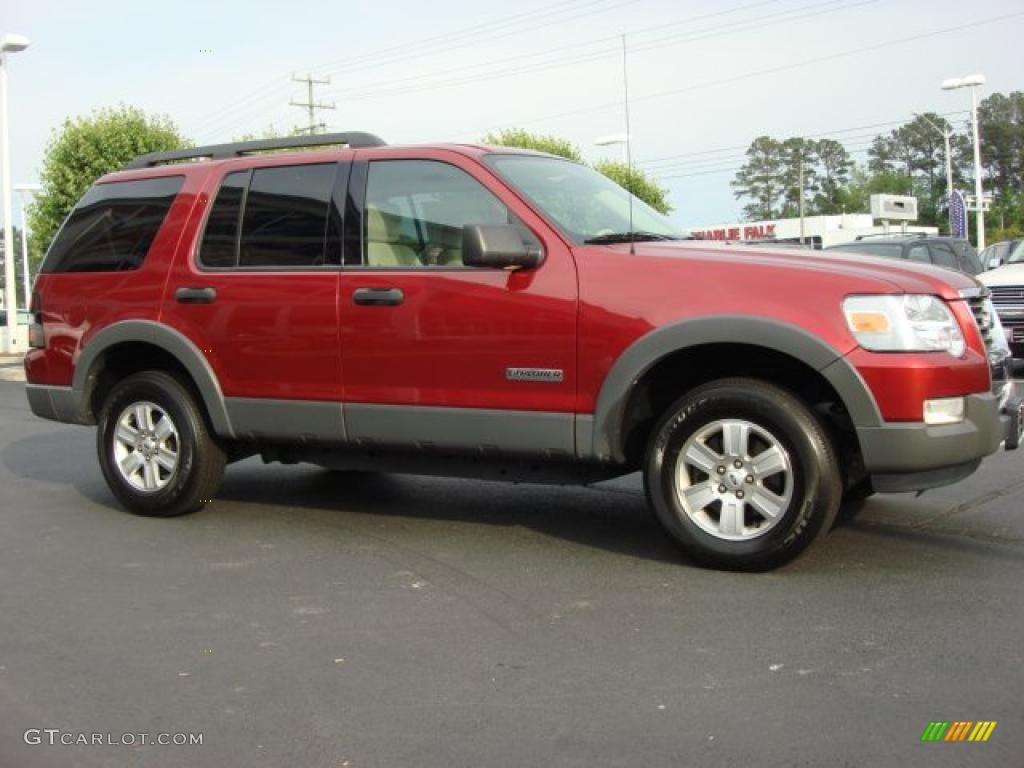 2006 Explorer XLT 4x4 - Redfire Metallic / Camel photo #2