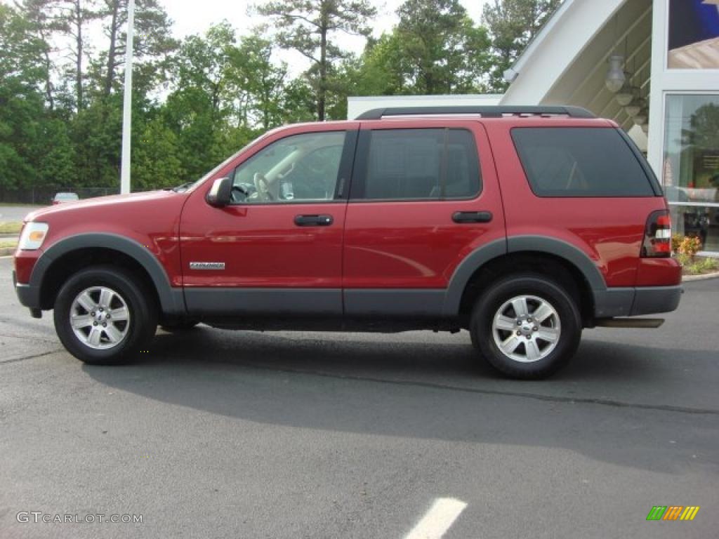2006 Explorer XLT 4x4 - Redfire Metallic / Camel photo #6