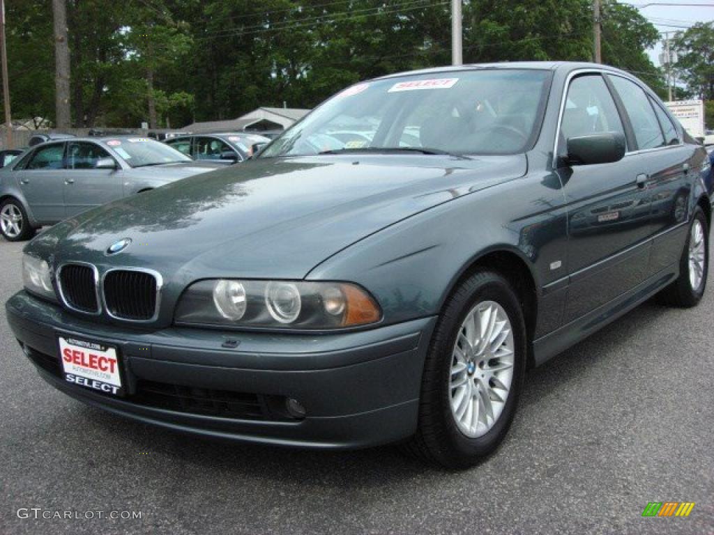 Slate Green Metallic BMW 5 Series