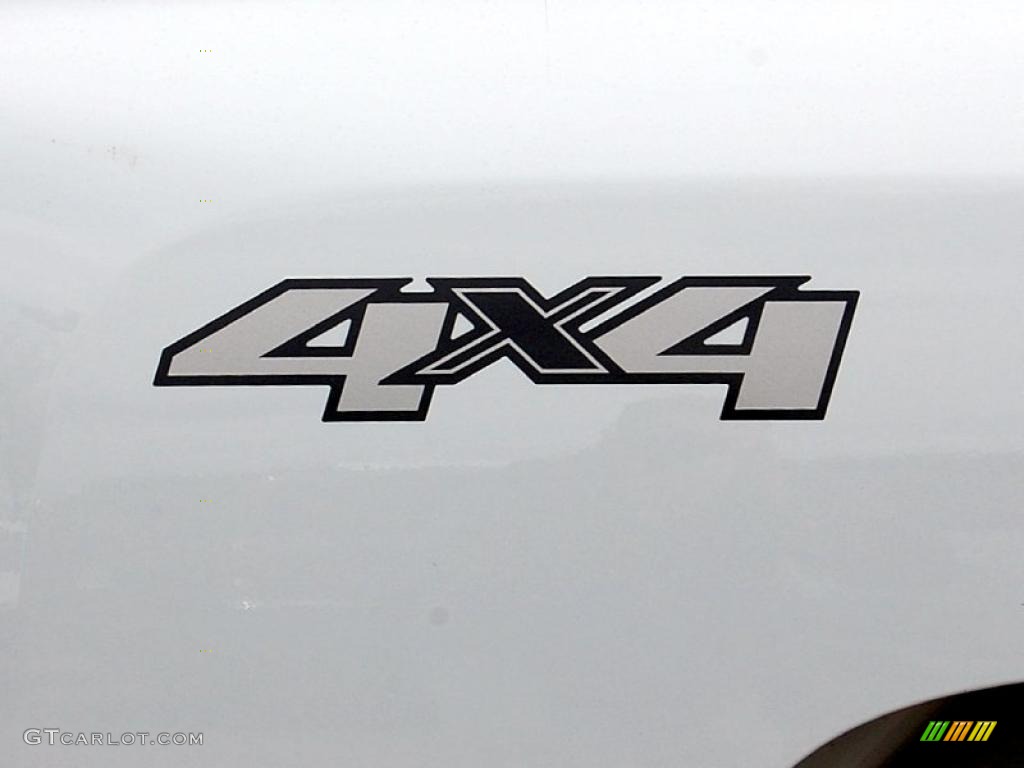 2009 Chevrolet Silverado 1500 LT Extended Cab 4x4 Marks and Logos Photo #49074029