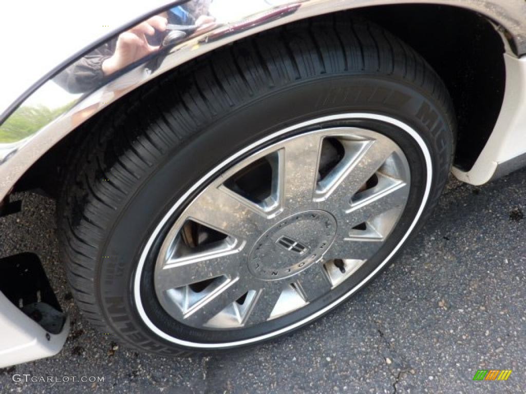 2007 Lincoln Town Car Designer Wheel Photo #49074455