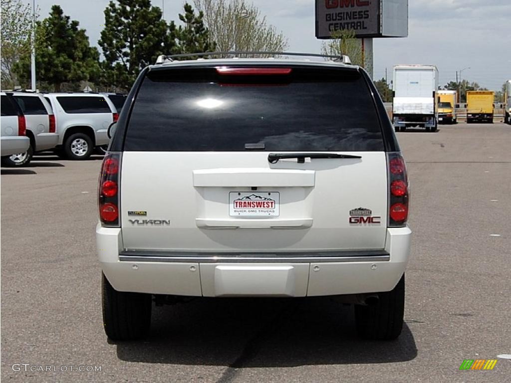 2009 Yukon Denali AWD - White Diamond Tricoat / Cocoa/Light Cashmere photo #9