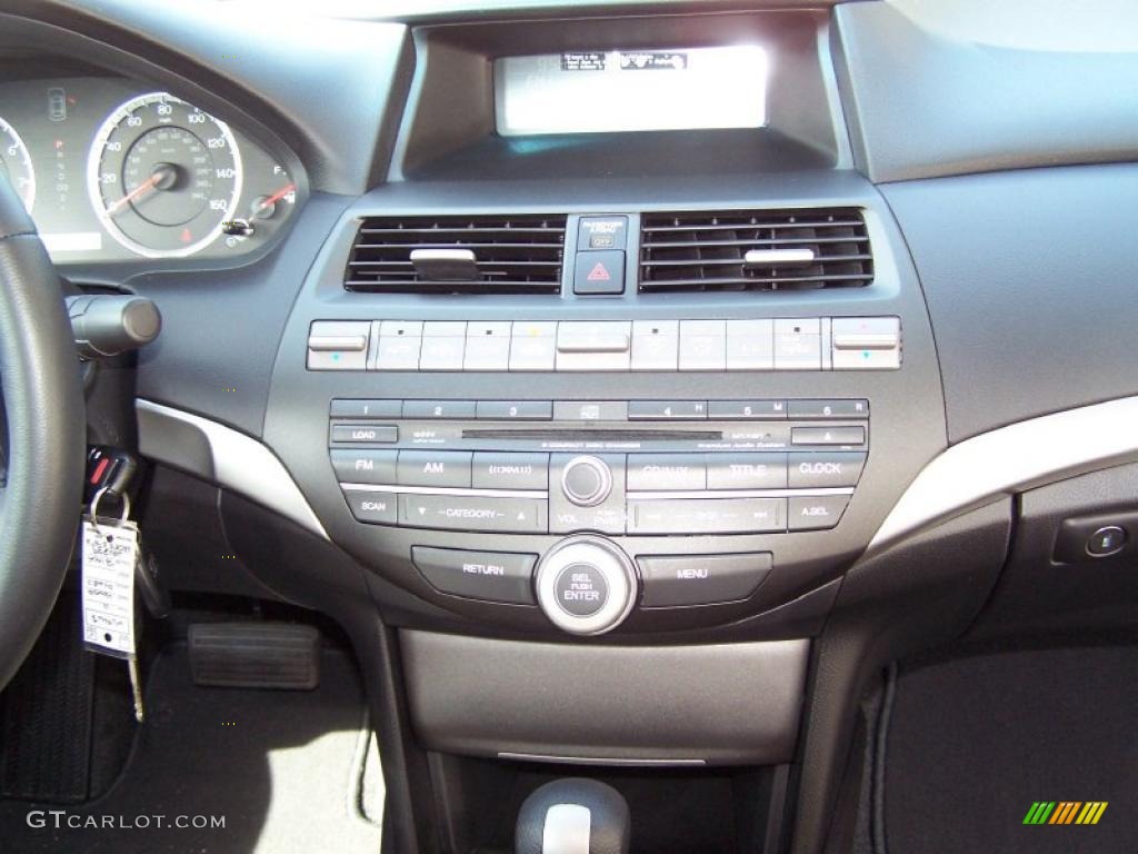 2011 Honda Accord EX-L Coupe Controls Photo #49075439