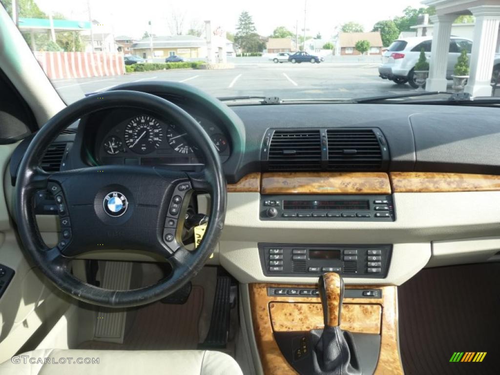 2000 BMW X5 4.4i Sand Beige Dashboard Photo #49075902