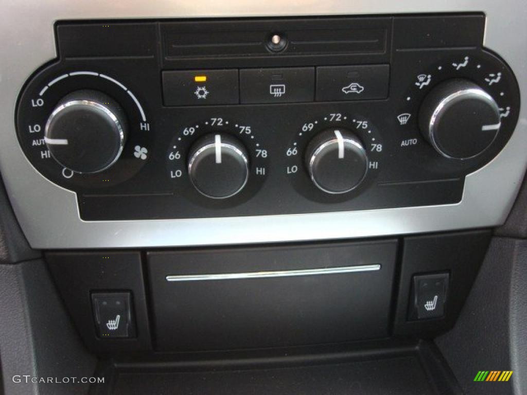 2007 Dodge Charger SRT-8 Controls Photo #49076378