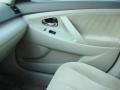 Super White - Camry LE Photo No. 17