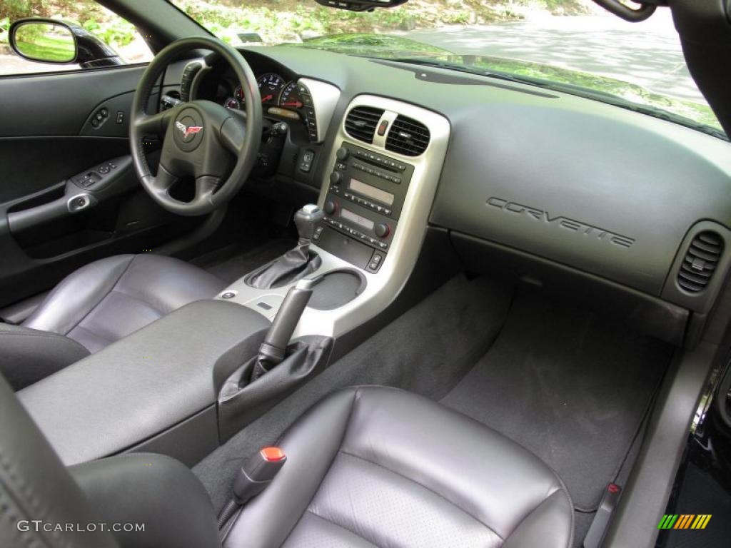 2005 Chevrolet Corvette Convertible Ebony Dashboard Photo #49078484