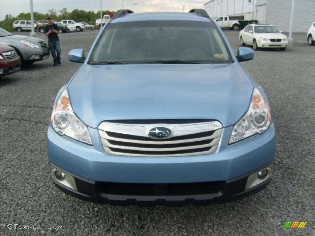 2011 Outback 2.5i Premium Wagon - Sky Blue Metallic / Off Black photo #2