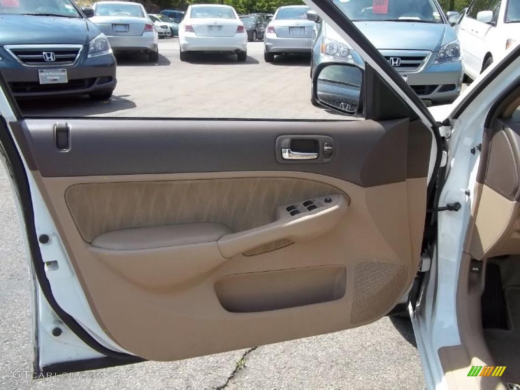 2004 Civic LX Sedan - Taffeta White / Ivory Beige photo #10