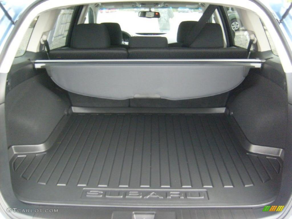 2011 Outback 2.5i Premium Wagon - Sky Blue Metallic / Off Black photo #16