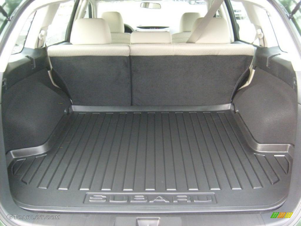 2011 Subaru Outback 2.5i Wagon Trunk Photo #49078838