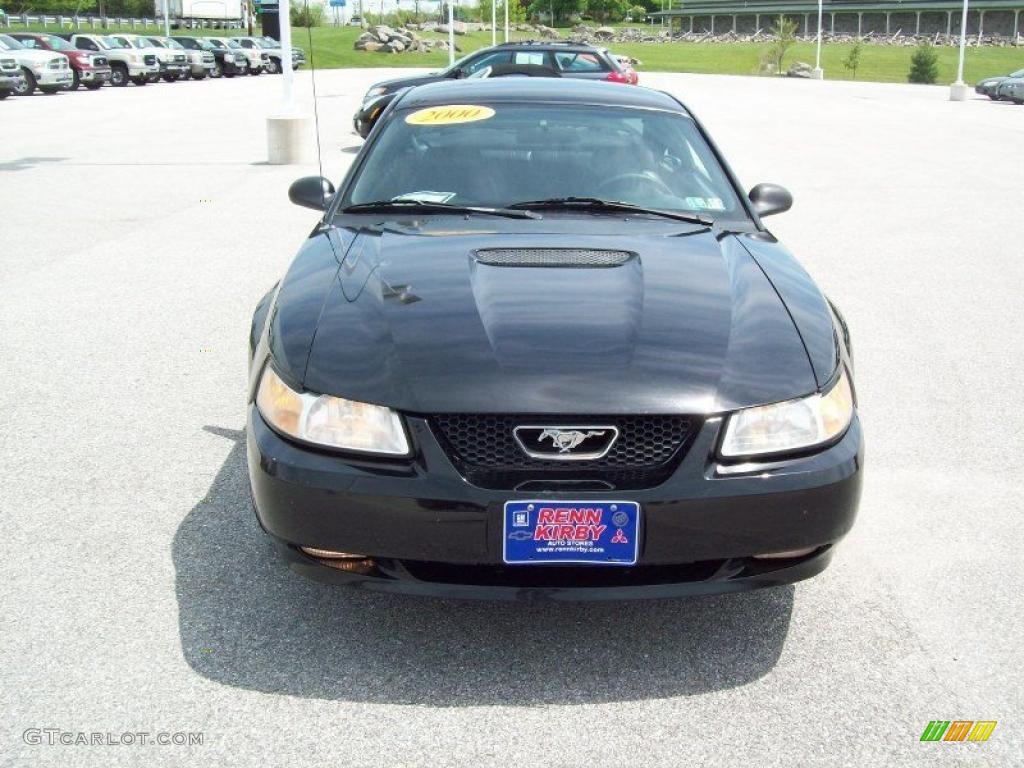 2000 Mustang GT Coupe - Black / Dark Charcoal photo #17