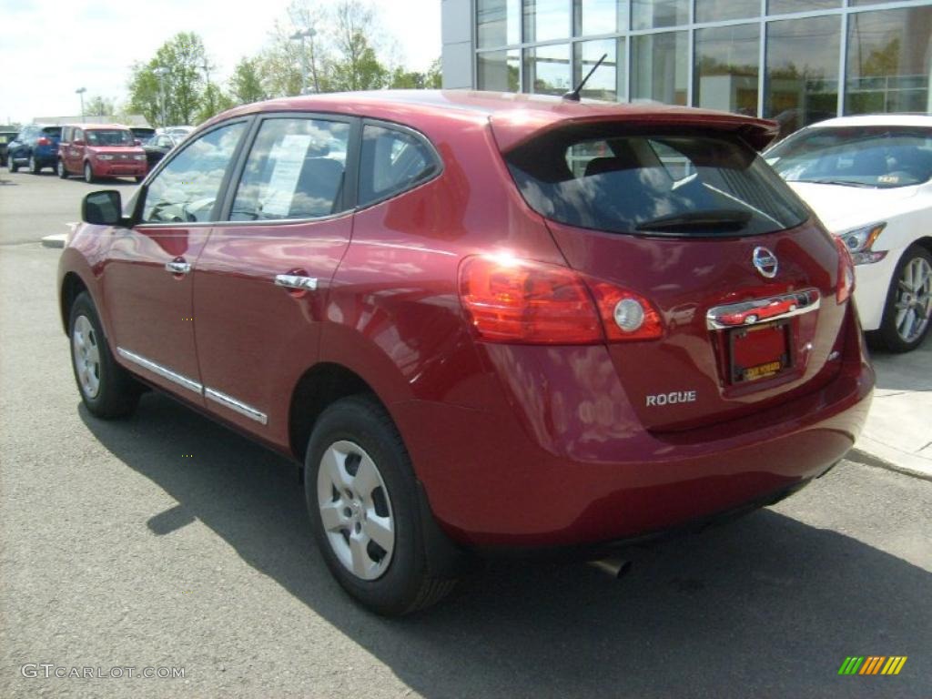 2011 Rogue S AWD - Cayenne Red / Black photo #7