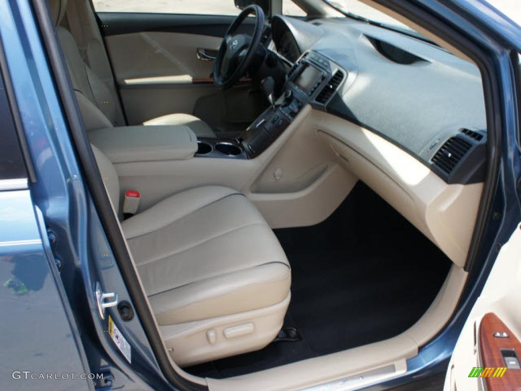 Ivory Interior 2010 Toyota Venza V6 Photo #49081925
