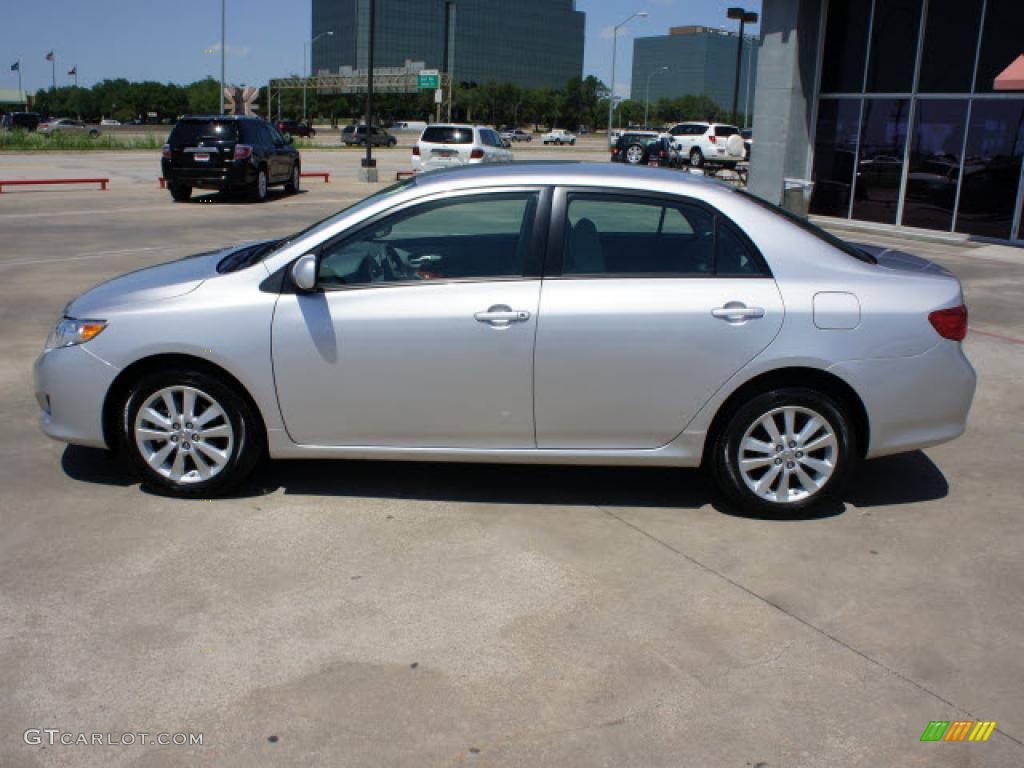 2010 Corolla XLE - Classic Silver Metallic / Ash photo #2