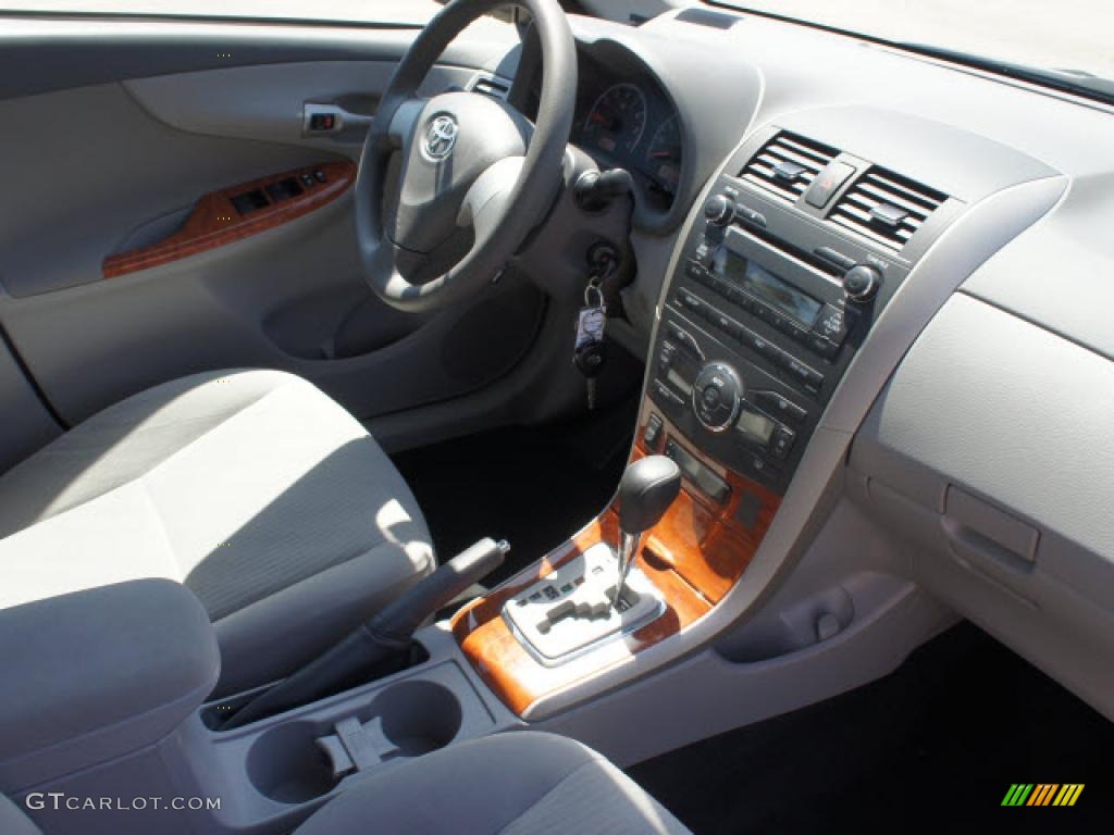 2010 Corolla XLE - Classic Silver Metallic / Ash photo #19