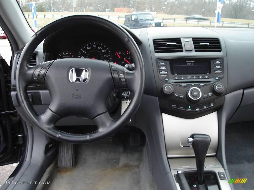 2005 Accord EX-L V6 Sedan - Graphite Pearl / Gray photo #17