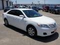 Super White - Camry LE Photo No. 6