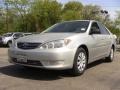 Lunar Mist Metallic - Camry LE Photo No. 4