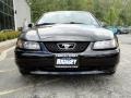 Black - Mustang V6 Coupe Photo No. 2
