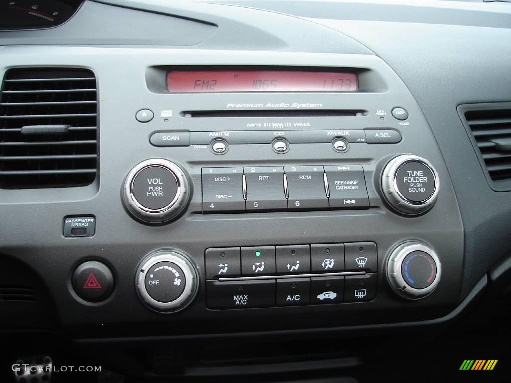 2006 Civic Si Coupe - Alabaster Silver Metallic / Black photo #25