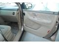 2004 Sandstone Metallic Honda Odyssey EX  photo #18
