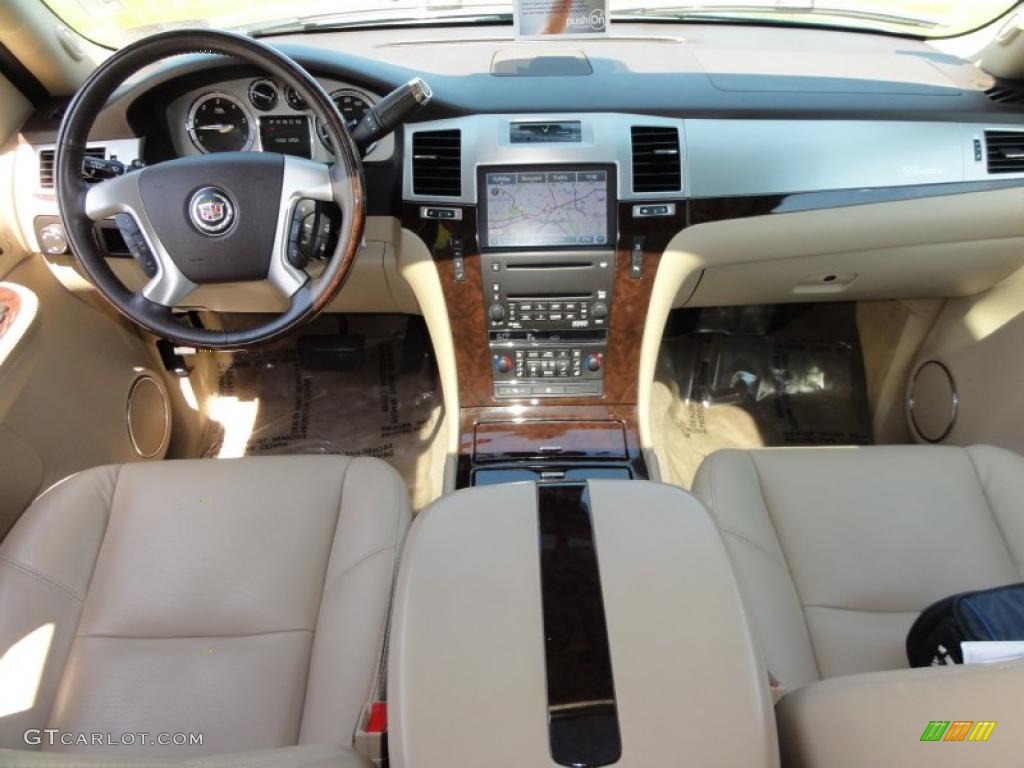 2009 Cadillac Escalade AWD Cocoa/Cashmere Dashboard Photo #49088506