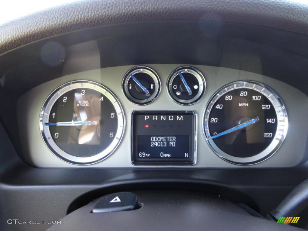 2009 Cadillac Escalade AWD Gauges Photo #49088607