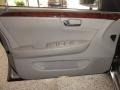 Light Platinum - DTS Sedan Photo No. 11