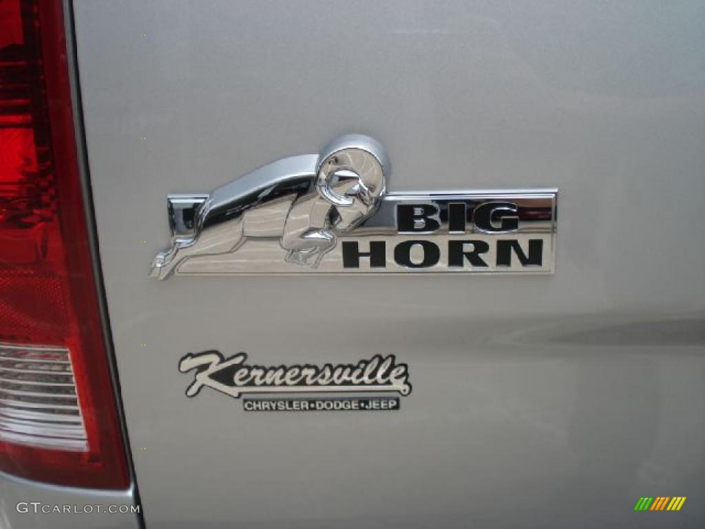 2011 Ram 1500 Big Horn Quad Cab - Bright Silver Metallic / Dark Slate Gray/Medium Graystone photo #13