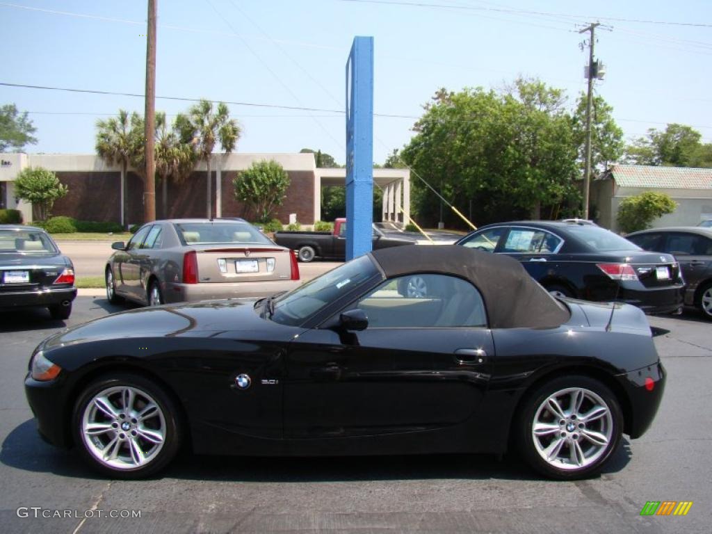 2004 Z4 3.0i Roadster - Jet Black / Dark Beige photo #5