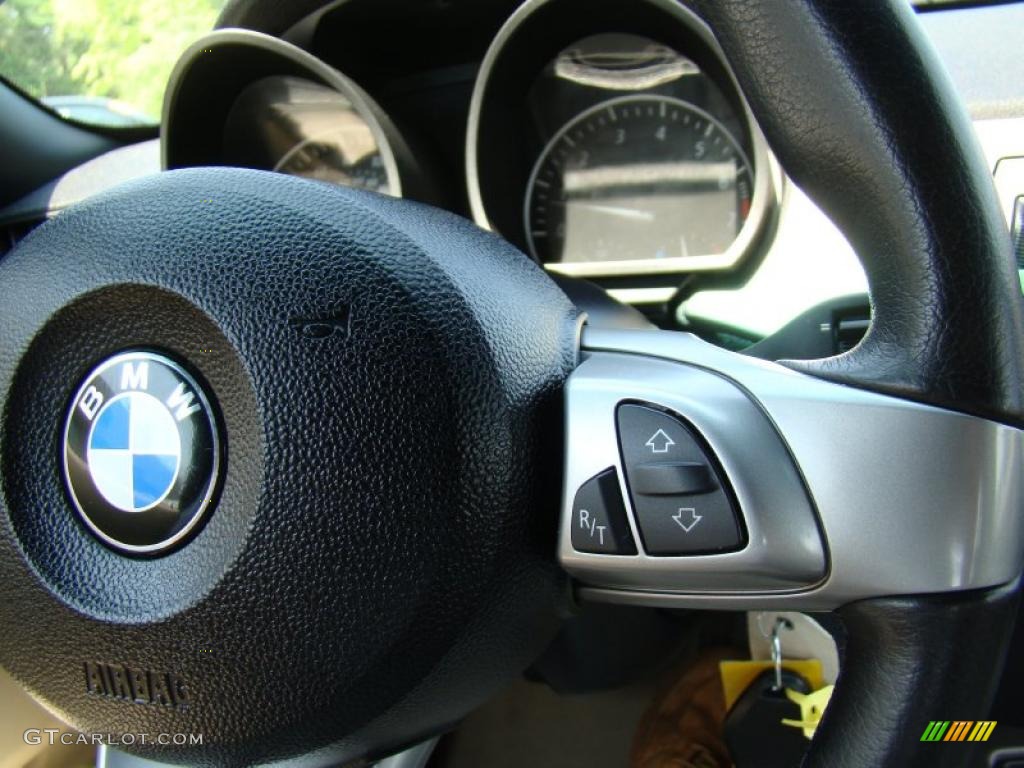 2004 BMW Z4 3.0i Roadster Controls Photo #49094198