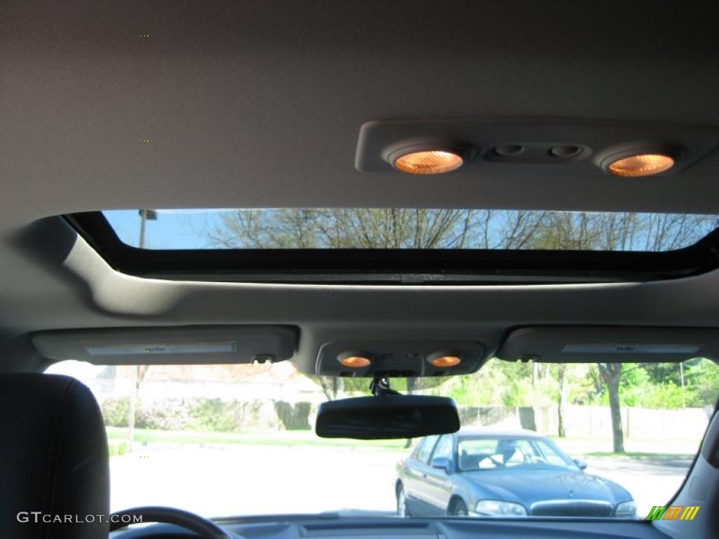 2009 Saturn Outlook XR AWD Sunroof Photo #49097926