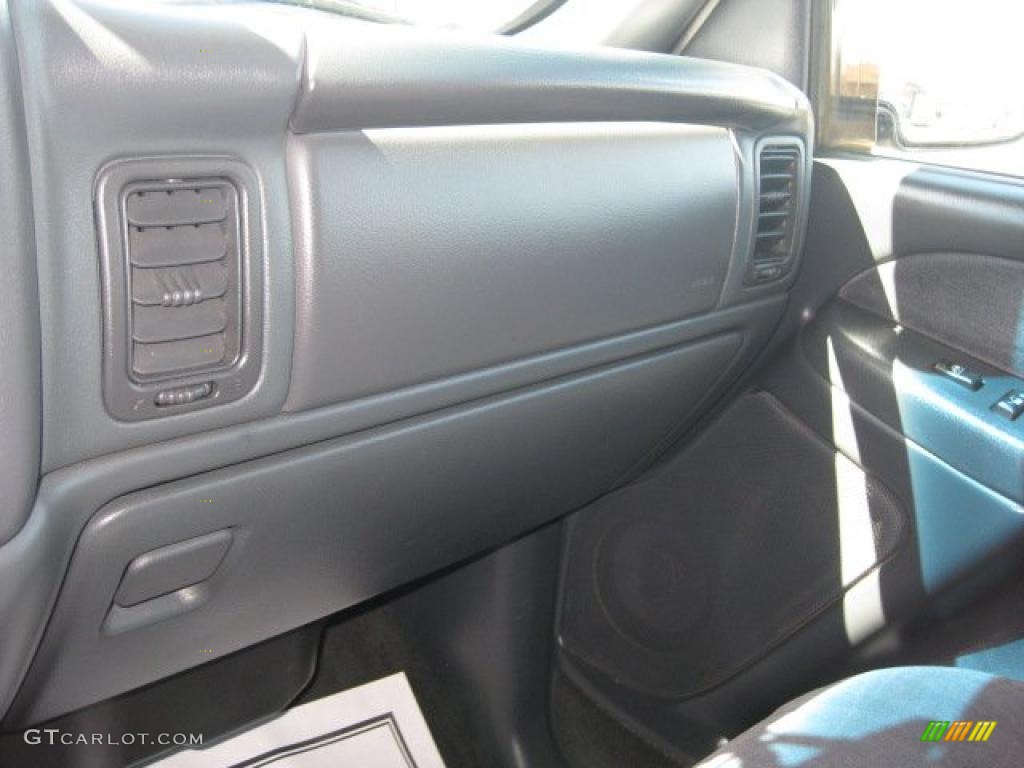 2002 Silverado 1500 LS Extended Cab 4x4 - Light Pewter Metallic / Graphite Gray photo #32
