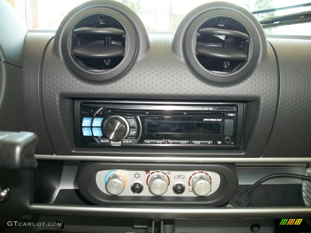 2010 Lotus Exige S 240 Controls Photos