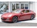 Ruby Red Metallic - Panamera 4 Photo No. 11