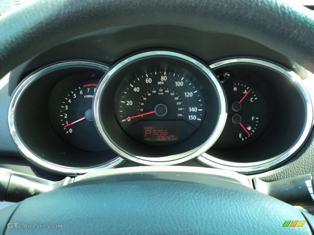 2011 Sorento LX AWD - Spicy Red / Gray photo #38