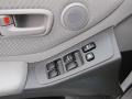 Super White - Highlander V6 4WD Photo No. 7