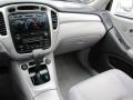 Super White - Highlander V6 4WD Photo No. 9