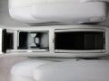 Super White - Highlander V6 4WD Photo No. 15