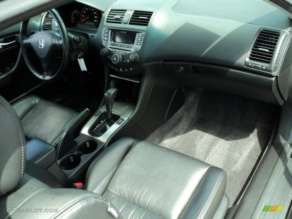2006 Accord EX V6 Coupe - Nighthawk Black Pearl / Black photo #28