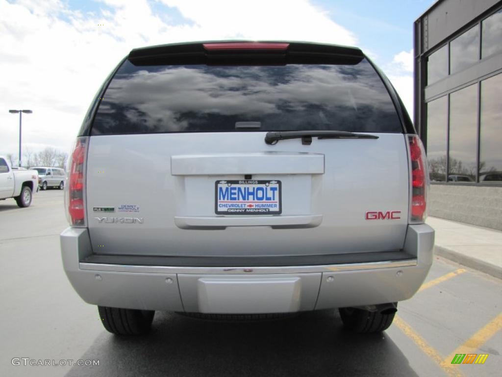 2010 Yukon Denali AWD - Pure Silver Metallic / Ebony photo #4