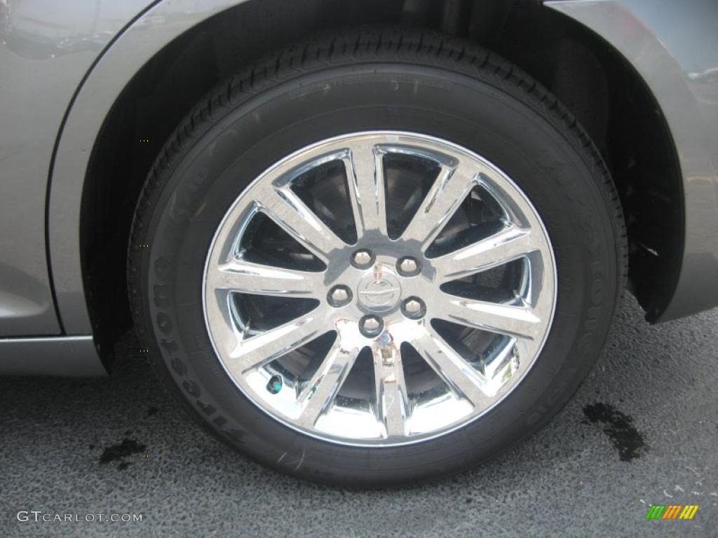 2011 Chrysler 300 Limited Wheel Photo #49104479